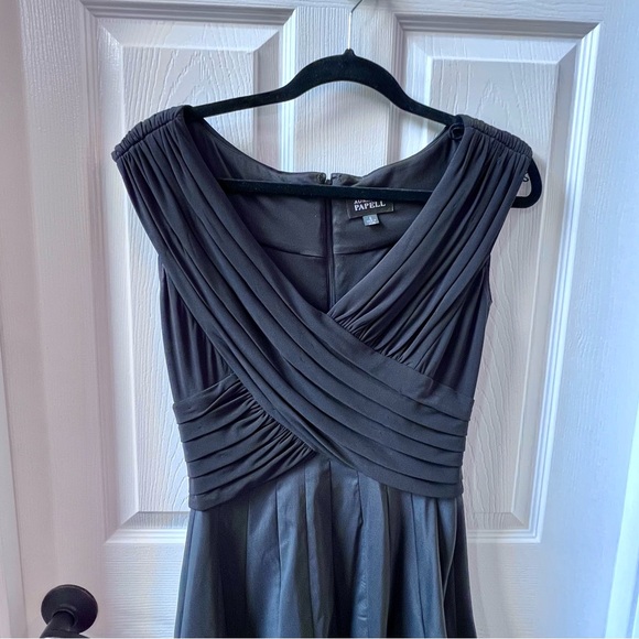 ⭐️ Adrianna Papell Women's Black Satiny Fit & Flare Pleated Cocktail Party Dress - Picture 3 of 12